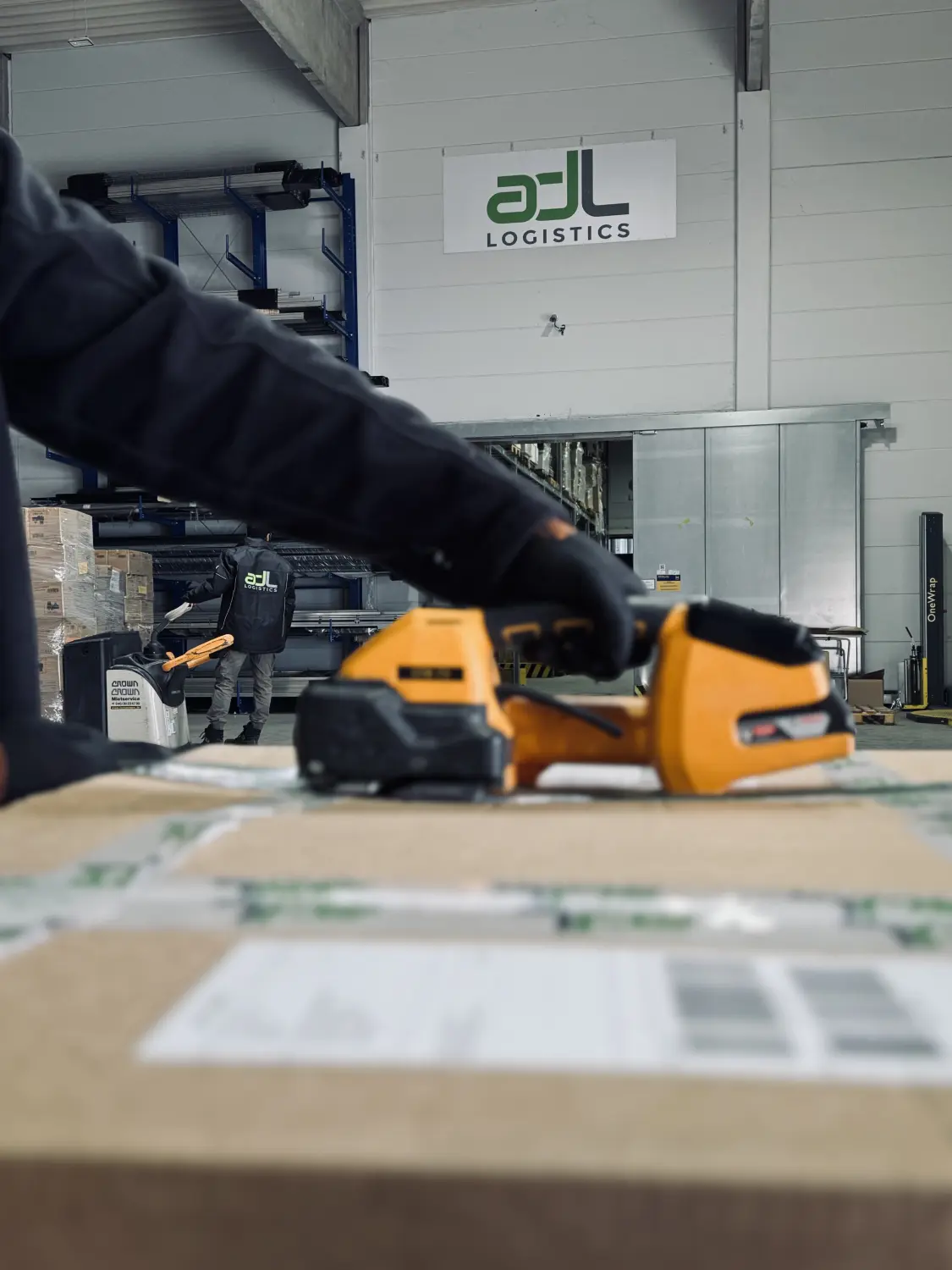 Mehrwertdienstleistungen (VAS)  Von AdL Logistics GmbH